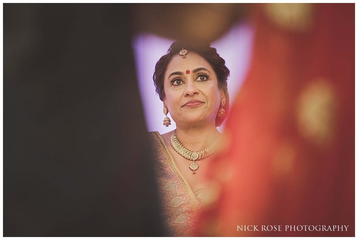 Oshwal Centre Hindu Wedding Photography_0019.jpg