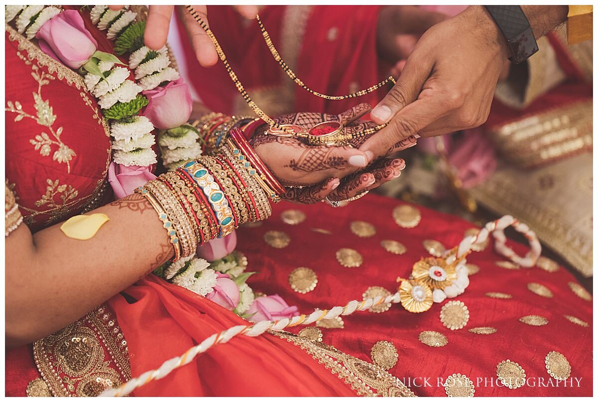 Oshwal Centre Hindu Wedding Photography_0030.jpg