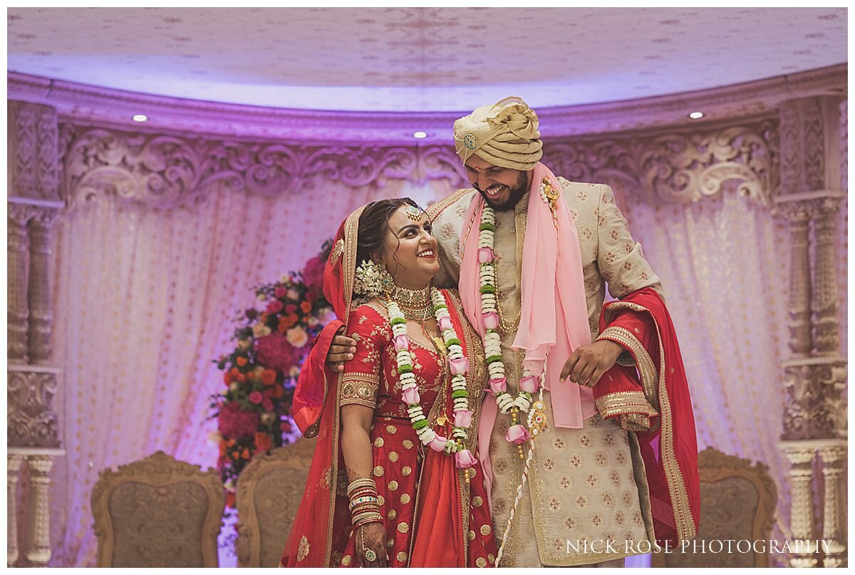 Oshwal Centre Hindu Wedding Photography_0031.jpg