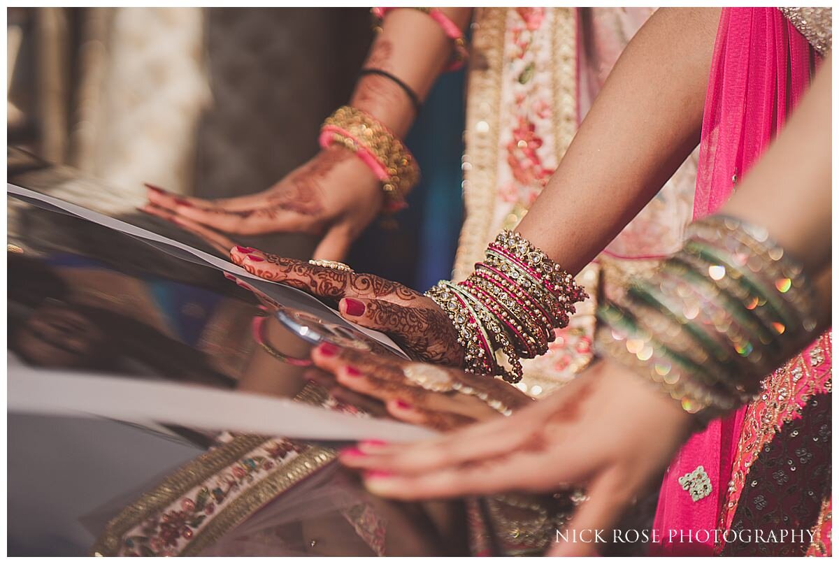 Oshwal Centre Hindu Wedding Photography_0047.jpg