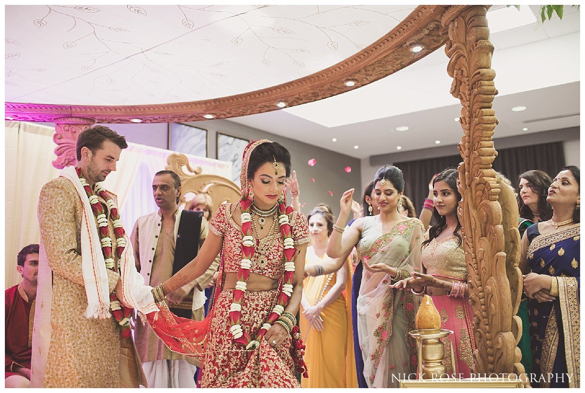 De Vere Beaumont Estate Hindu Wedding_0048.jpg