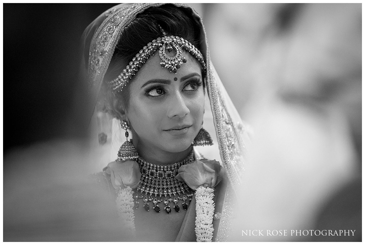 Hilton Syon Park Indian Wedding Photography_0038.jpg