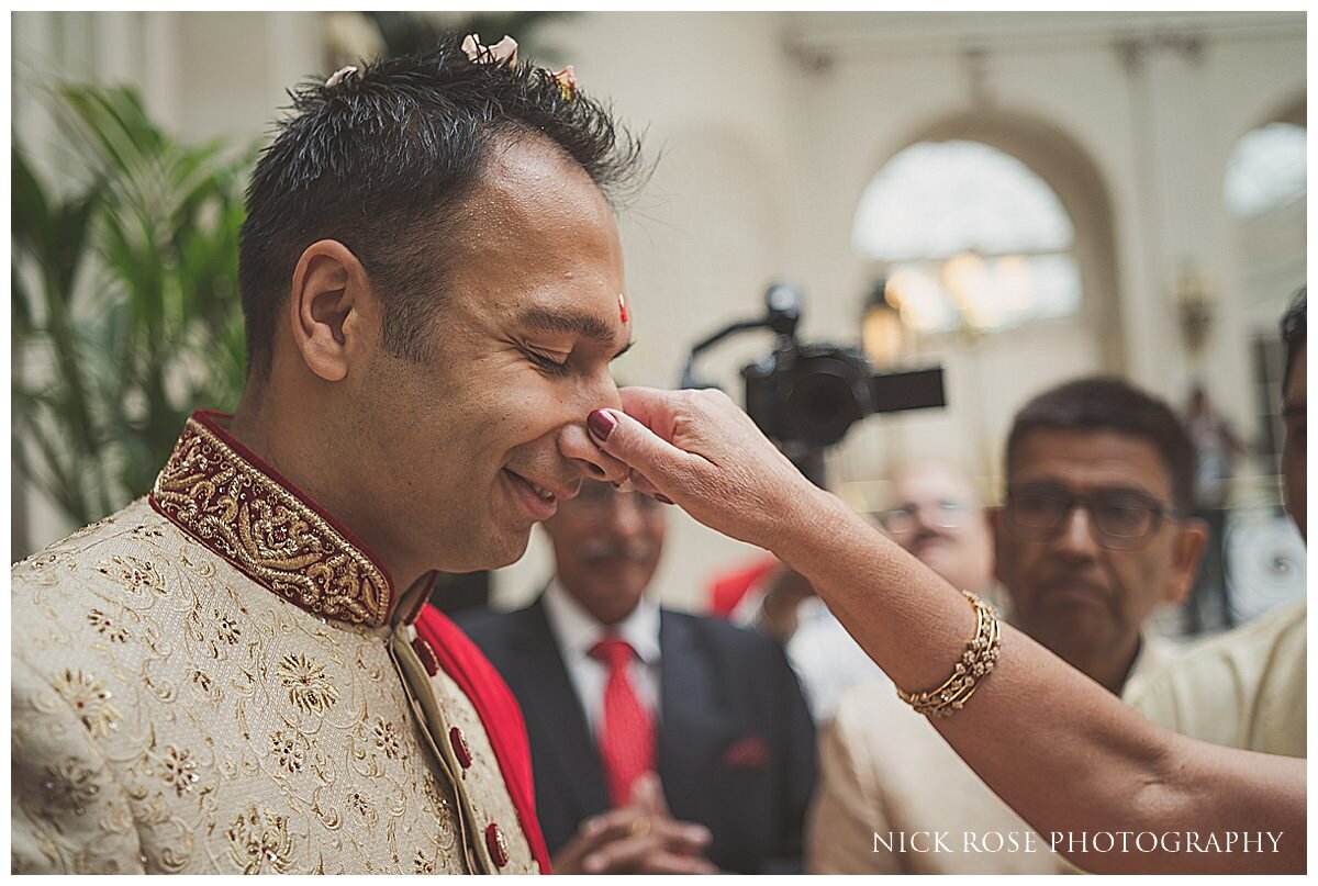 Hilton Waldorf Indian Wedding Photography London_0013.jpg