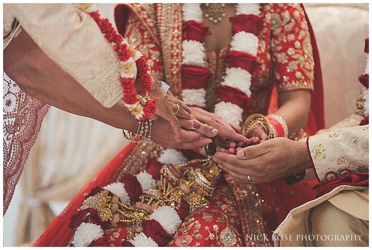 Hilton Waldorf Indian Wedding Photography London_0021.jpg