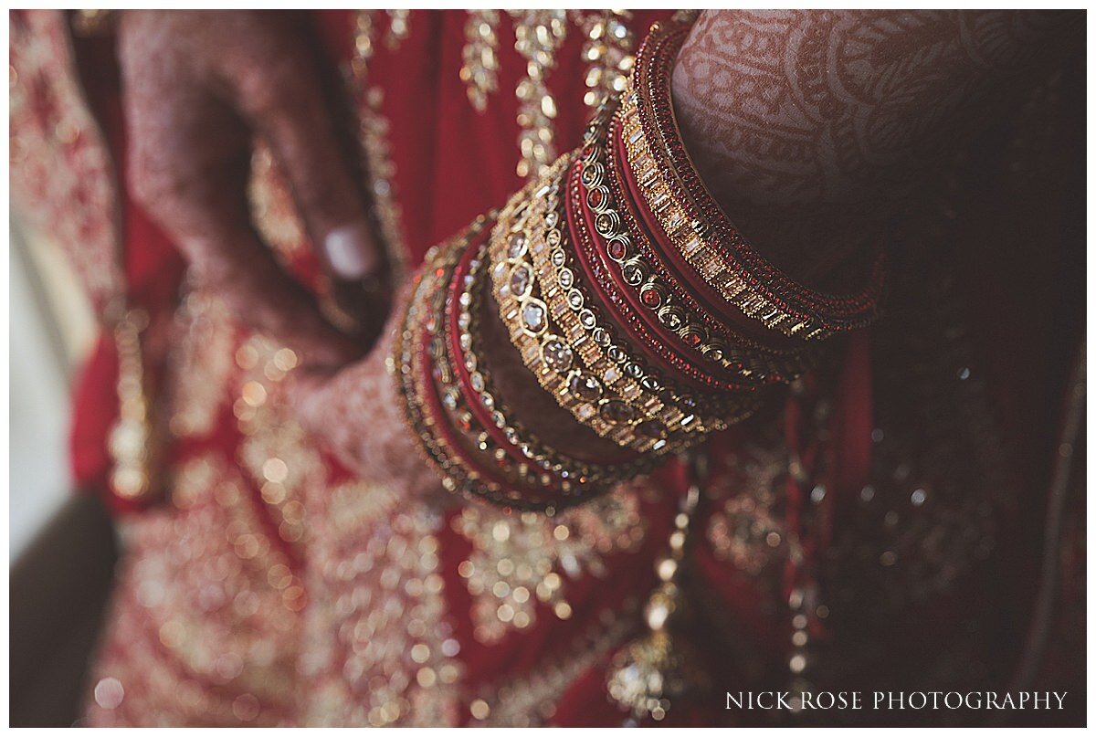Shendish Manor Hindu Wedding Photography_0008.jpg