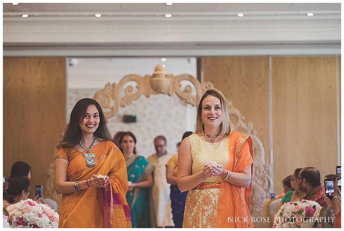 Shendish Manor Hindu Wedding Photography_0024.jpg
