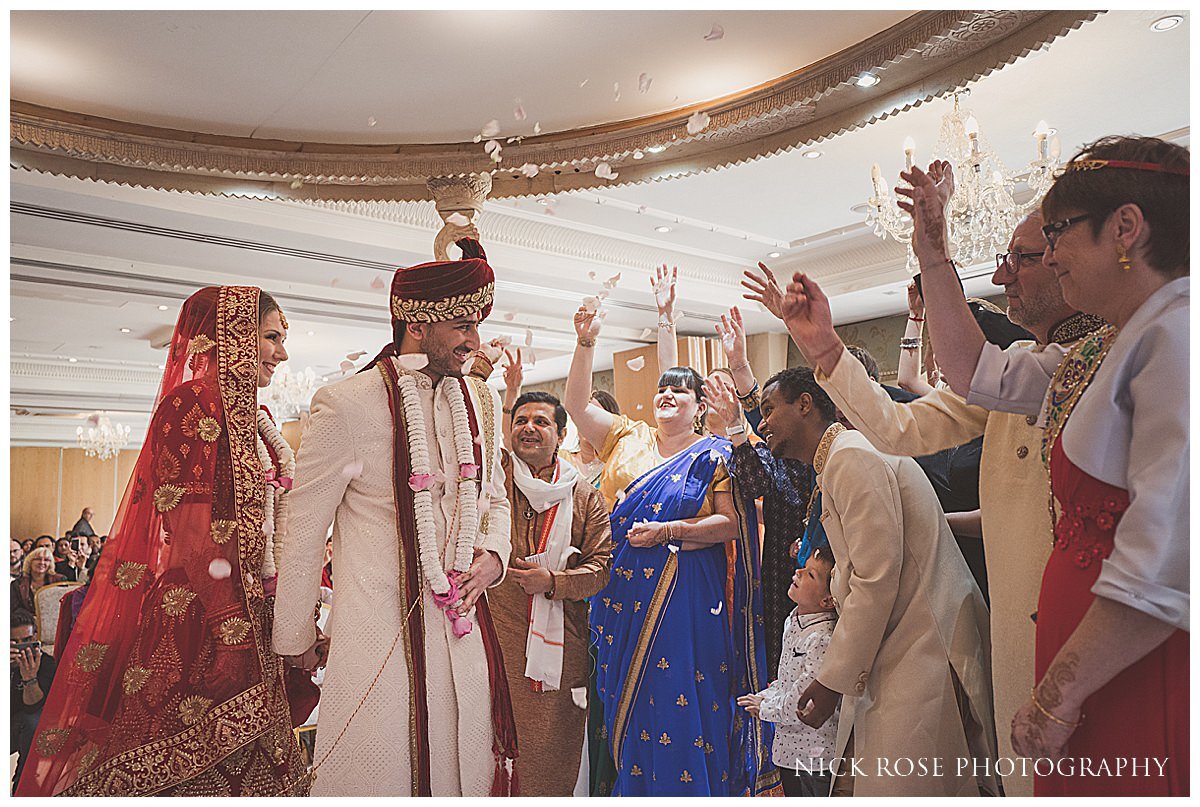 Shendish Manor Hindu Wedding Photography_0033.jpg