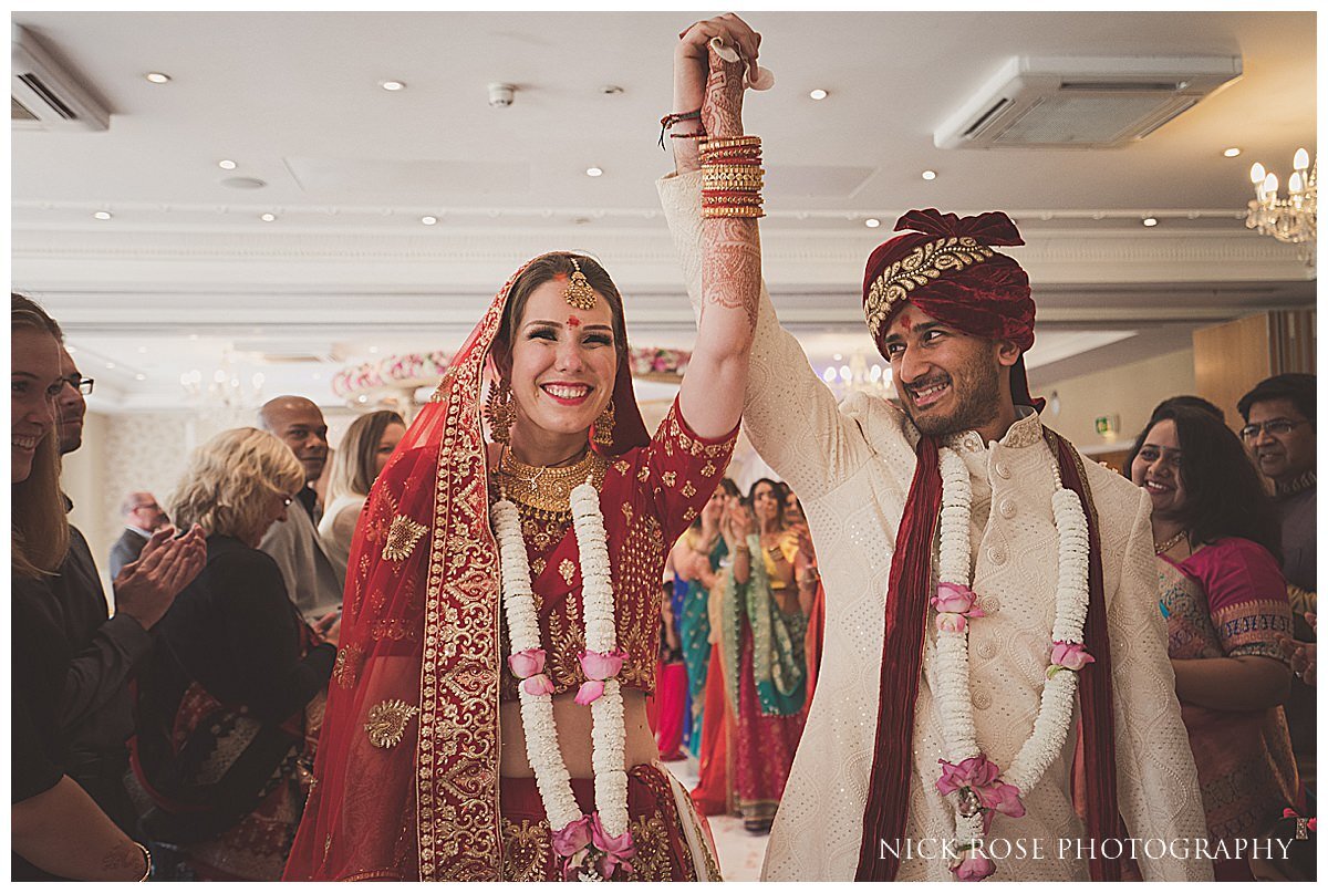 Shendish Manor Hindu Wedding Photography_0040.jpg