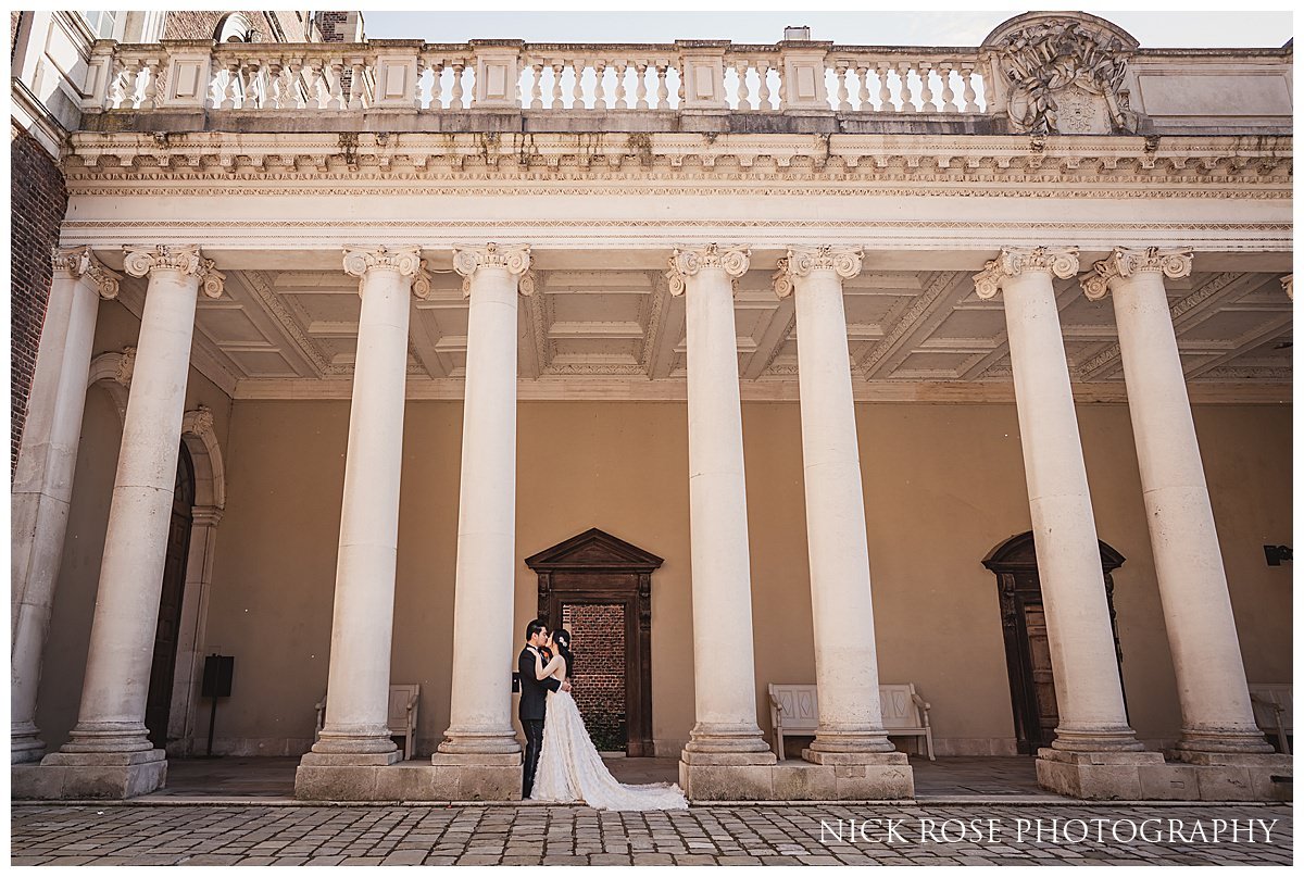 Hampton Court Palace Wedding Photography_0052.jpg