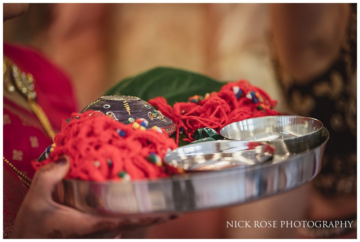 Hindu Wedding Photography Hampton Court Palace_0016.jpg