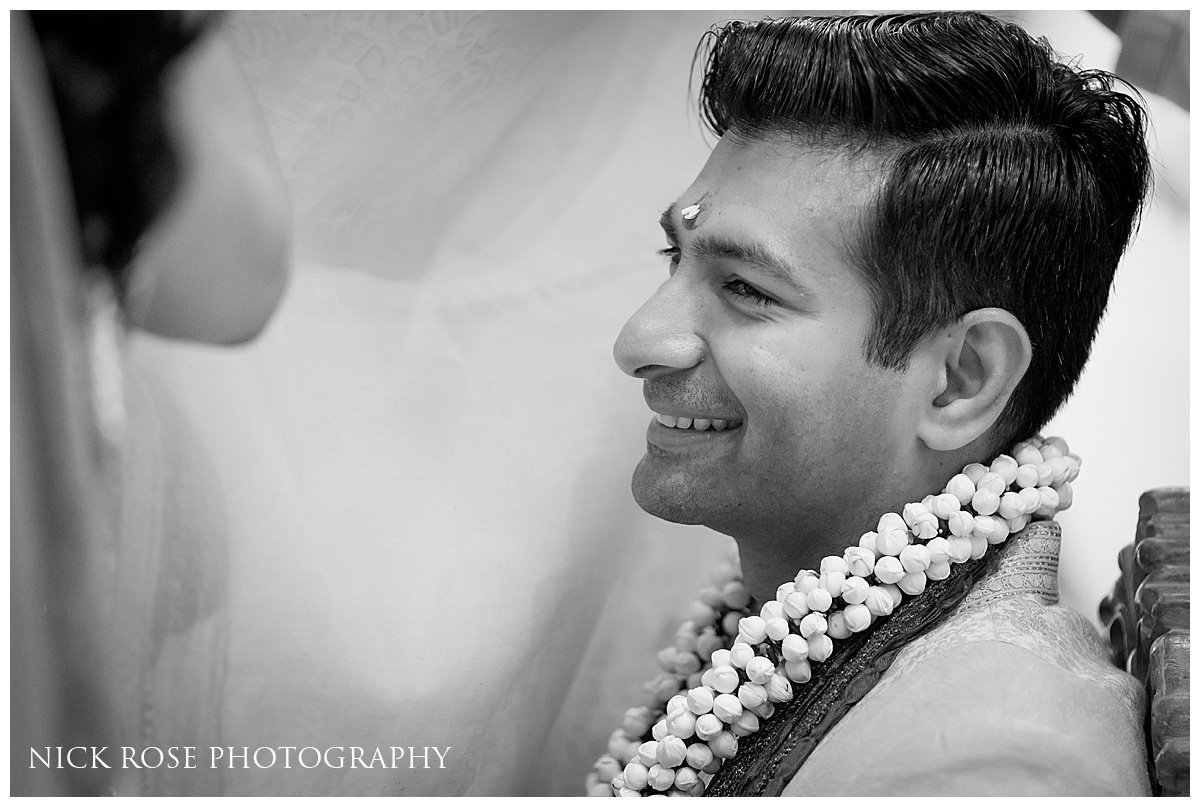 Hindu Wedding Photography Hampton Court Palace_0027.jpg