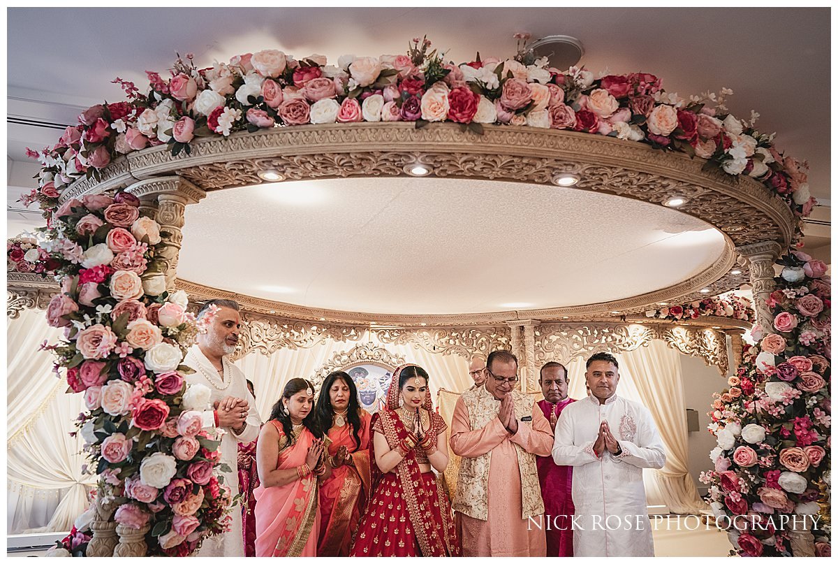 Hindu Wedding Photography Hampton Court Palace_0028.jpg