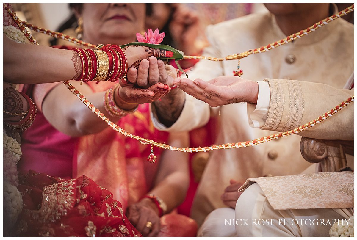 Hindu Wedding Photography Hampton Court Palace_0032.jpg