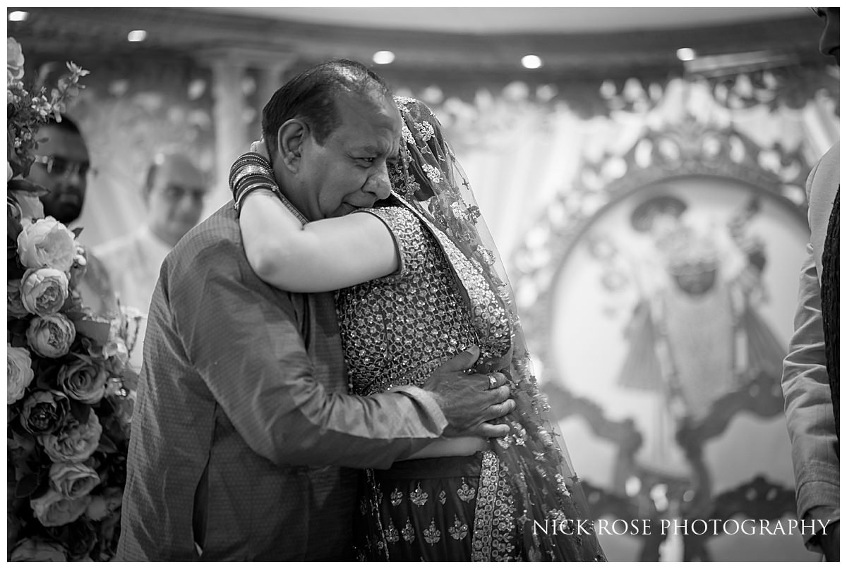 Hindu Wedding Photography Hampton Court Palace_0061.jpg