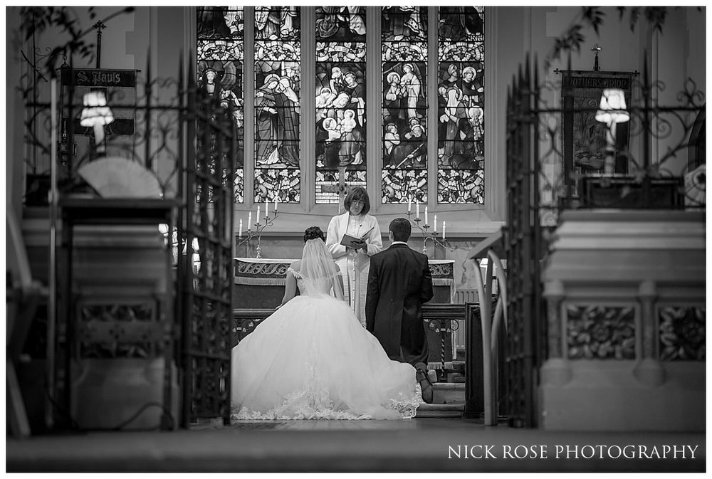 Hampton Court Palace Wedding Photographer 28.jpg