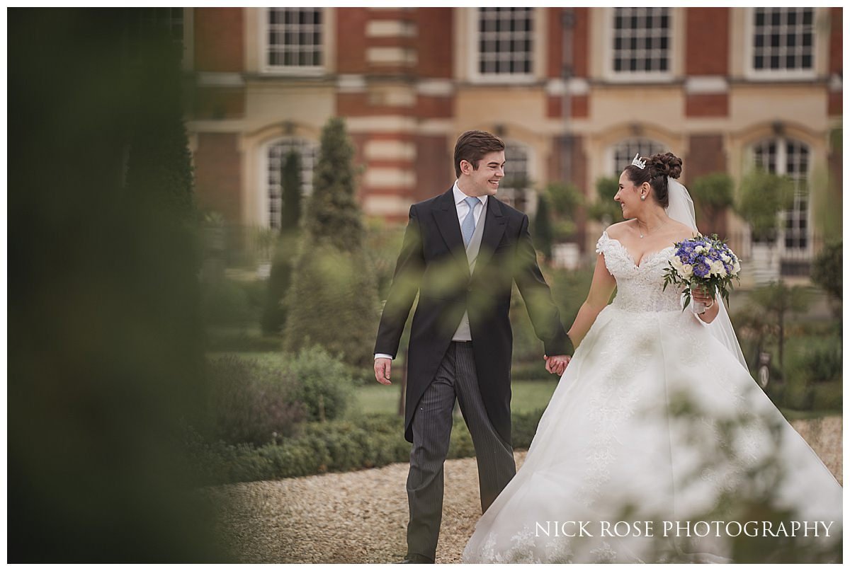 Hampton Court Palace Wedding Photographer 34.jpg