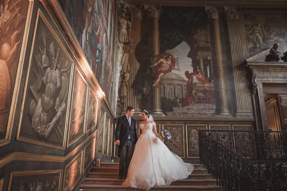 A stunning @hamptoncourtpalace wedding just went up on the blog today. 
Photo: @nickrosephoto 
Venue: @hamptoncourtpalace 
Videography: @cinemalifeweddings 
Makeup: @thebridalstylists 
Florals: @pandpflowers 
Cake: @jenscakery 
Catering: @movingvenue