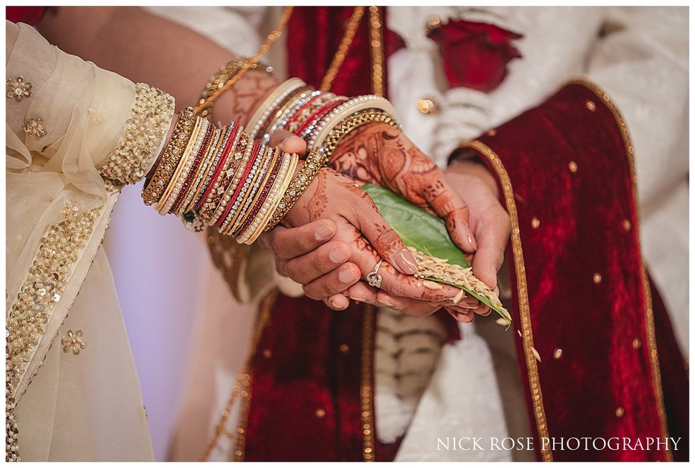 Hindu Wedding Photography at De Vere Wokefield Estate_0024.jpg
