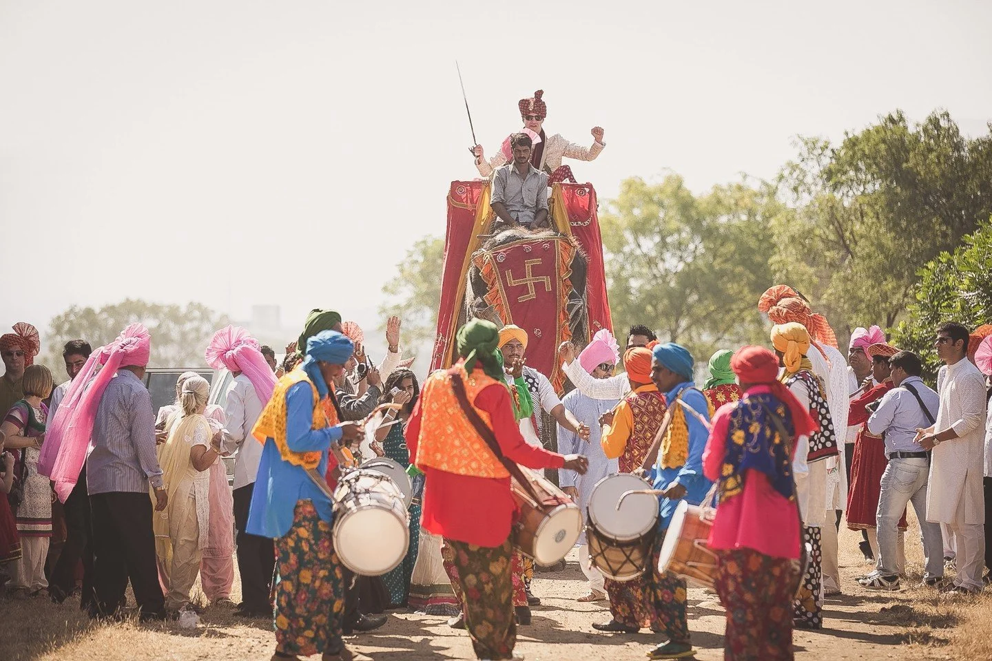 One of my favourite ever groom entrances for this wedding in Pune, India

#HinduWedding #India #Pune #ElephantEntrance #GroomEntrance #WeddingTraditions #nickrosephoto #InternationalWedding