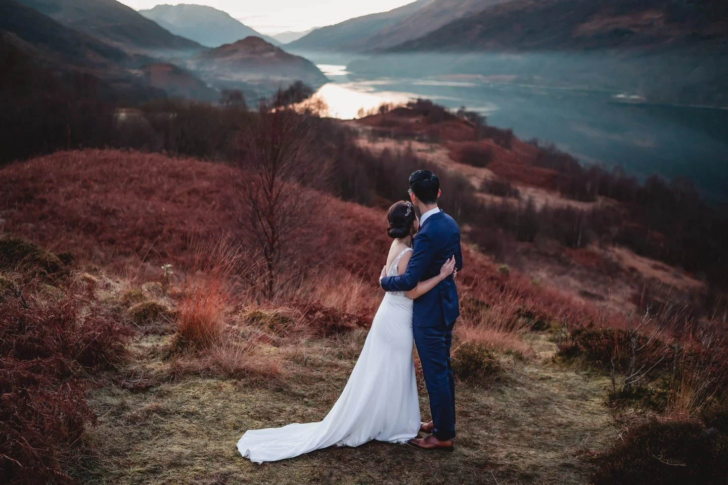 Glencoe is an incredible location for a destination Adventure pre wedding shoot and there are so many amazing spots. Here's an image from Queens View overlooking the stunning Loch Leven
#Glencoe #LochLeven #QueensView #PreWeddingPhotography #Destinat