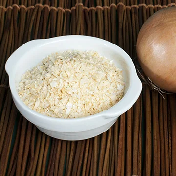 Sweet, biting taste. It can be used in soups, stews, sauces and marinara; and can be blended in bread, pastas and even hamburgers.