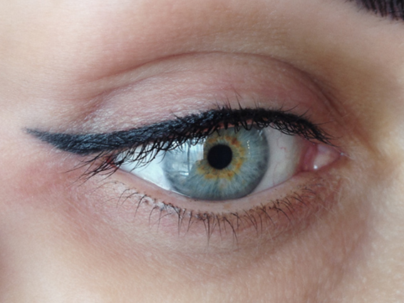 Upper Eyeliner