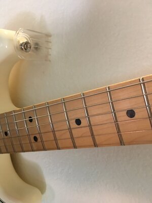 Woodie's guitar hanger 3 - Køb online her