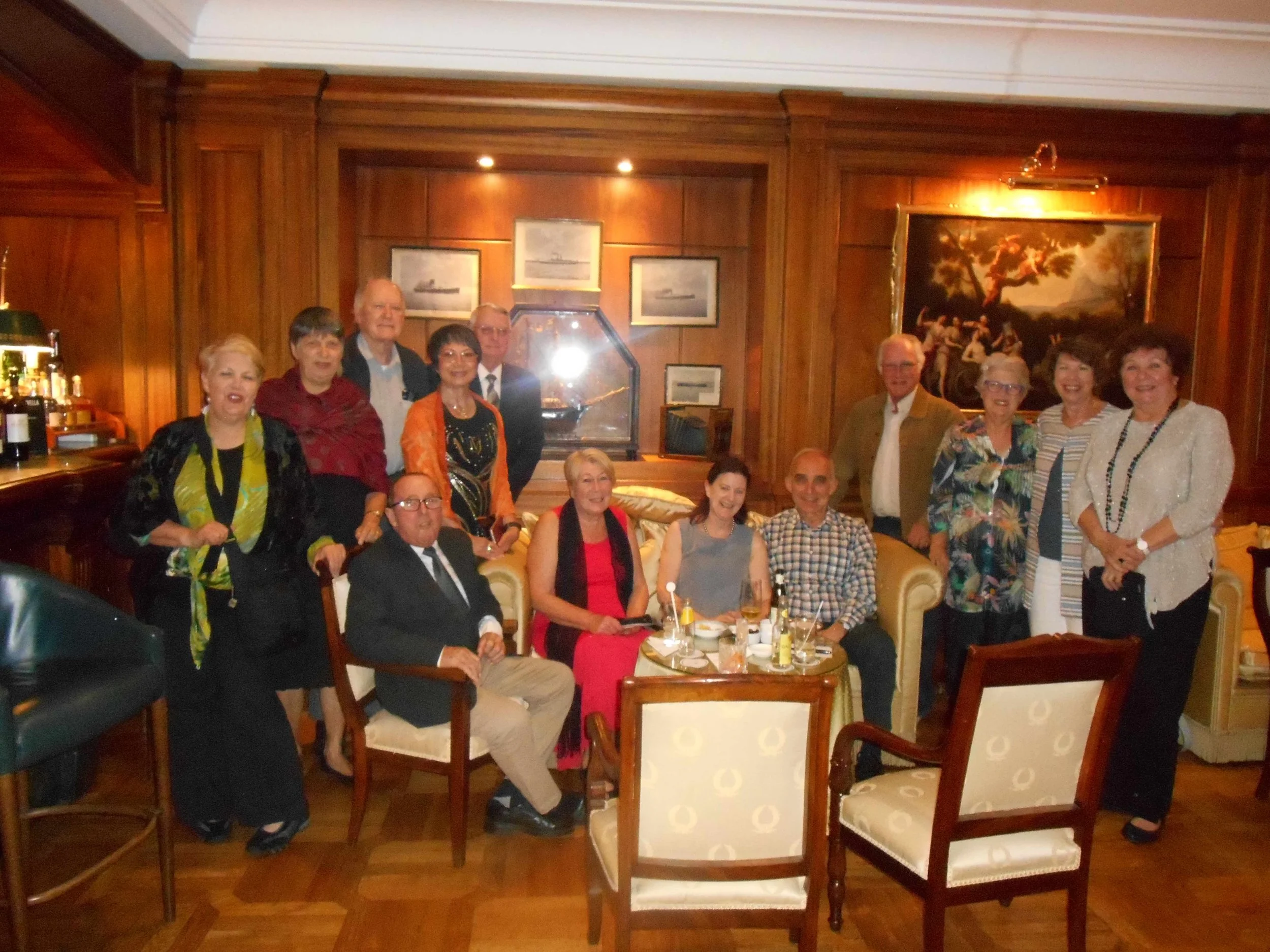 Pre-dinner drinks are a classic and popular pastime, why not do it in style !