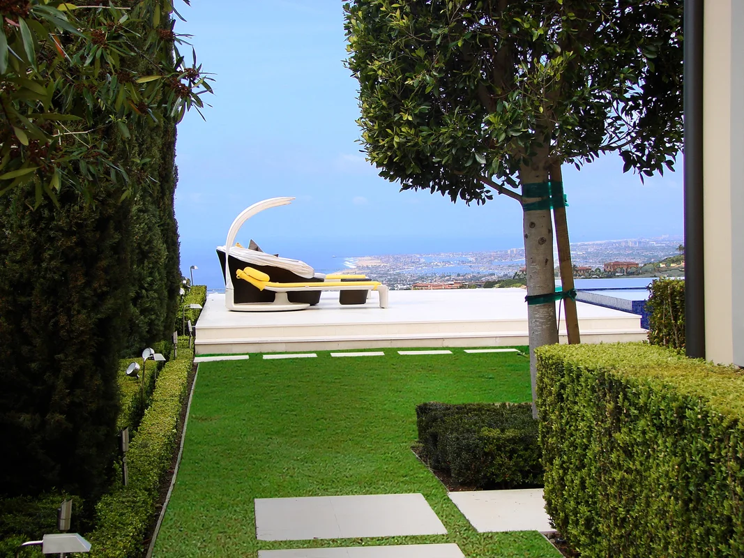 floating lounge patio.jpg