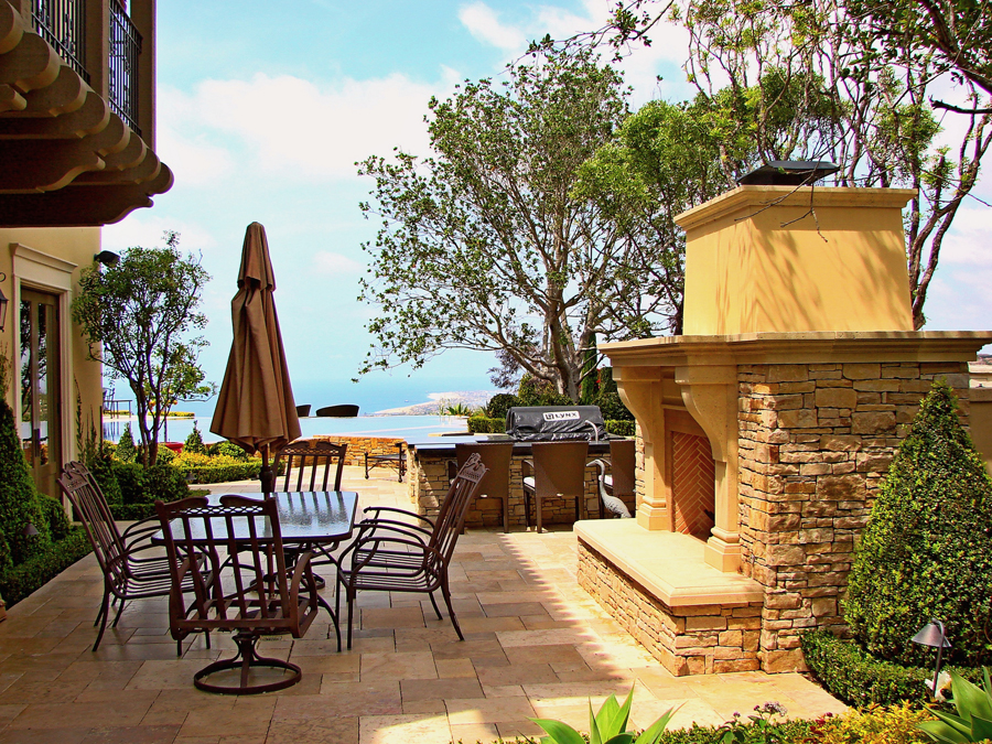 AMS - N. Khanna - Fireplace Courtyard.jpg