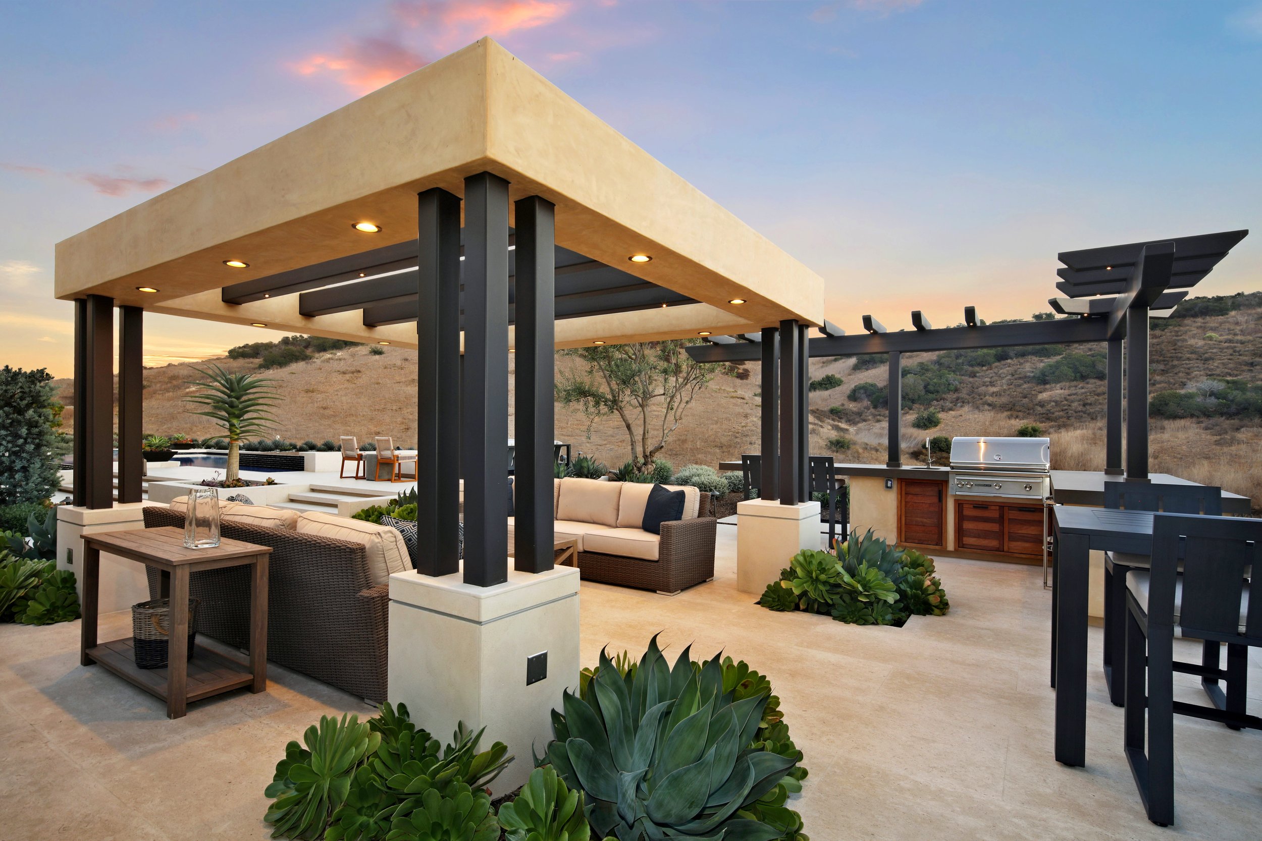 Structure & Dining.jpg