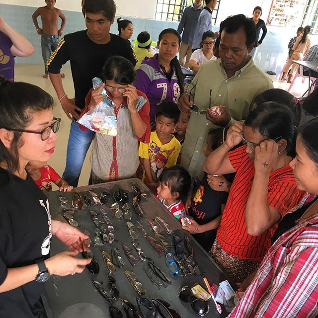 Very well organised glasses stations the last few clinics 👓 #connectwithcambodia