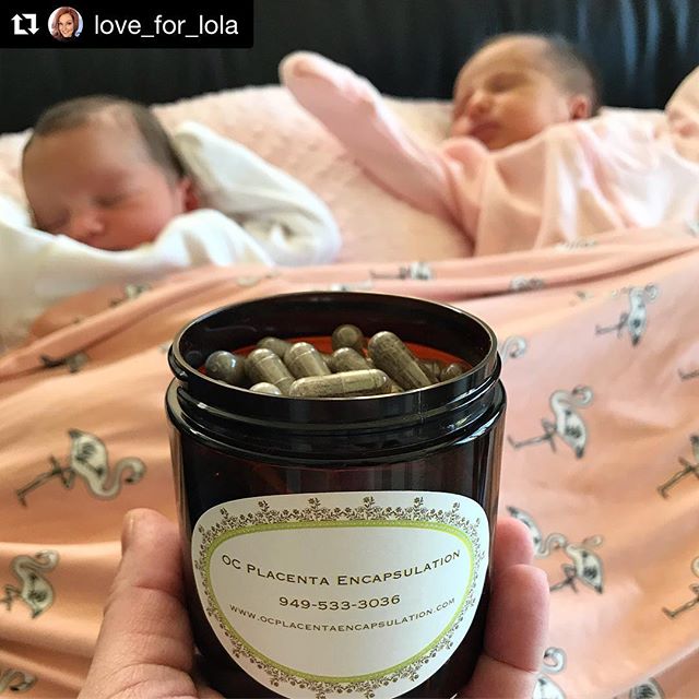 Love me a twin placenta! Repost from a sweet client. Congrats on your beautiful twins! ❤️❤️ #Repost @love_for_lola
・・・
Almost 1 week post-op and I already feel better compared to how I usually feel at this stage of recovery. So happy I decided to tak