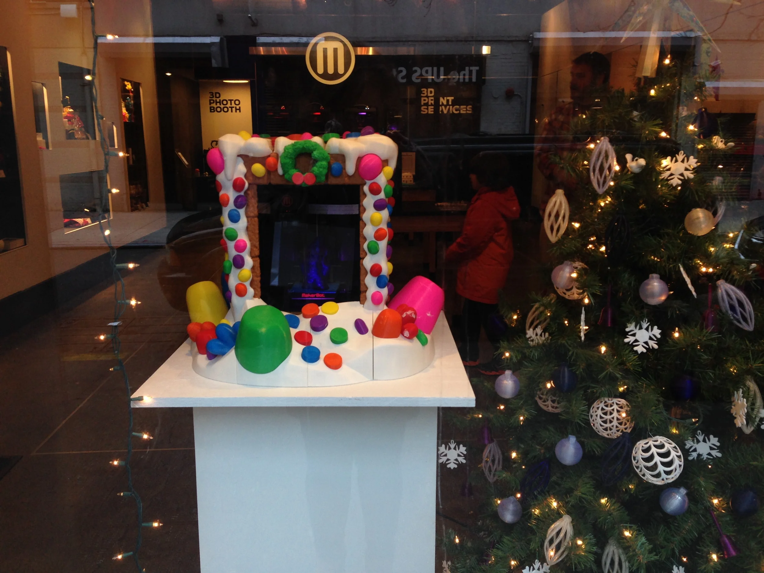 I spy a gingerbread house 3D printer at the MakerBot store in New York City!