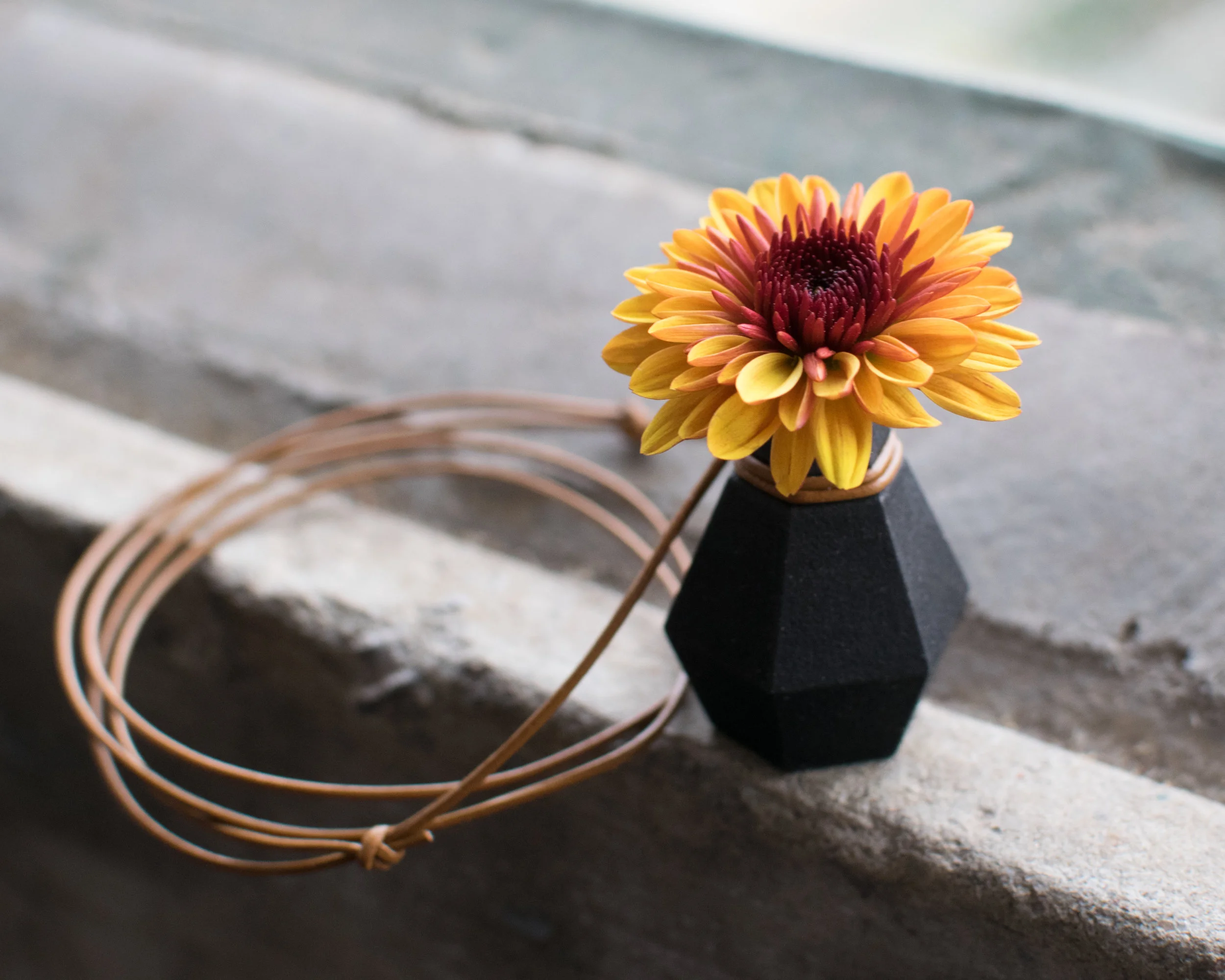 blacknecklace-2.jpg
