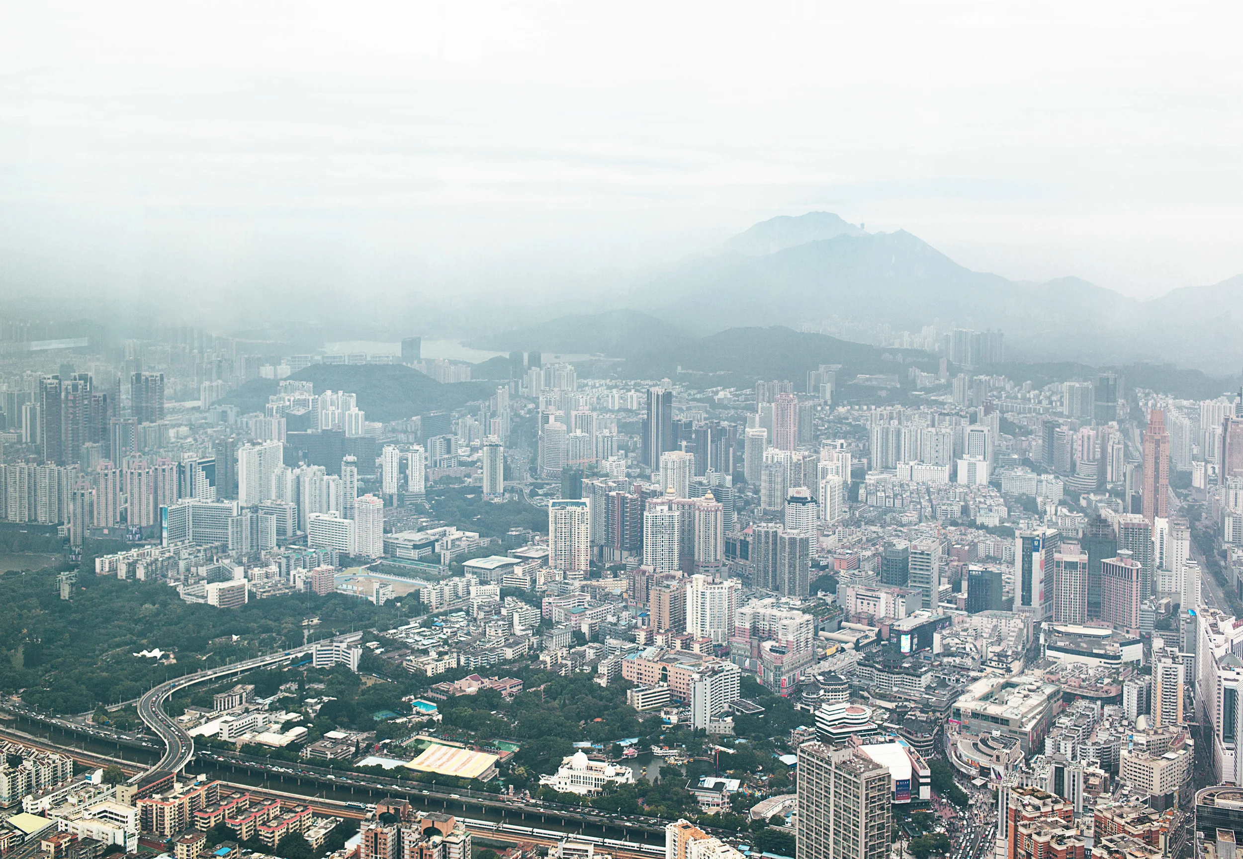  View of Shenzhen from the St. Regis Hotel lounge, top floor of the KK100 tower