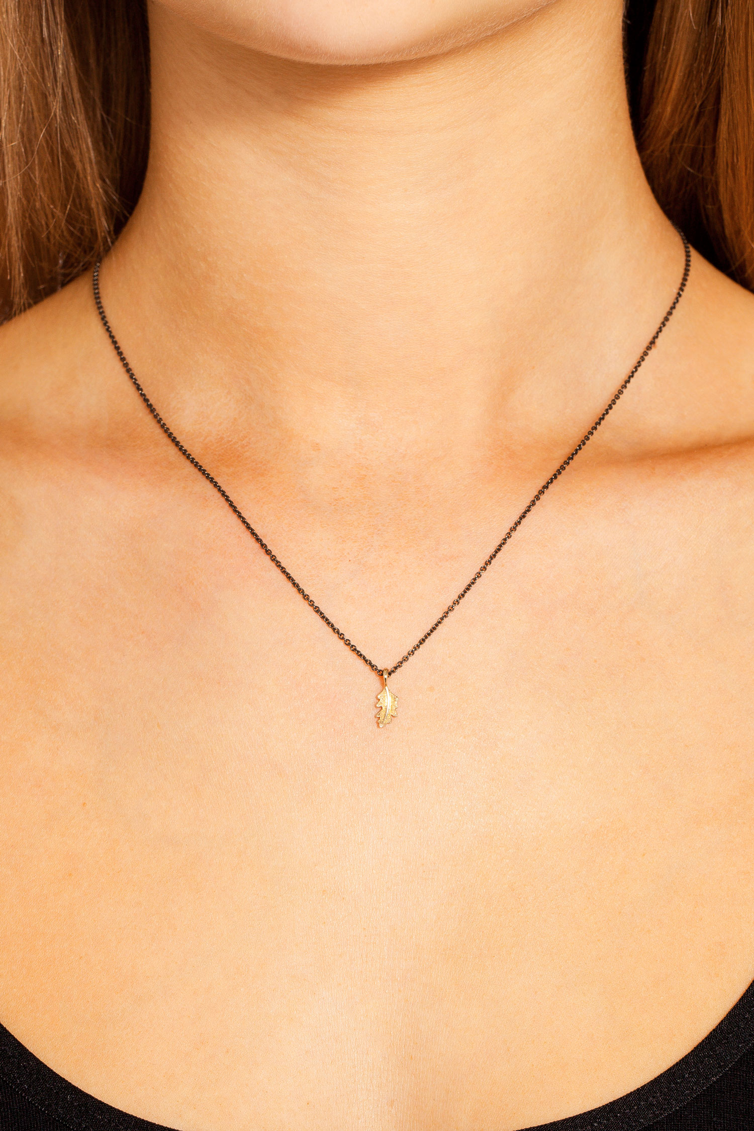 FASH_PENDANT-OakLeaf-1.jpg