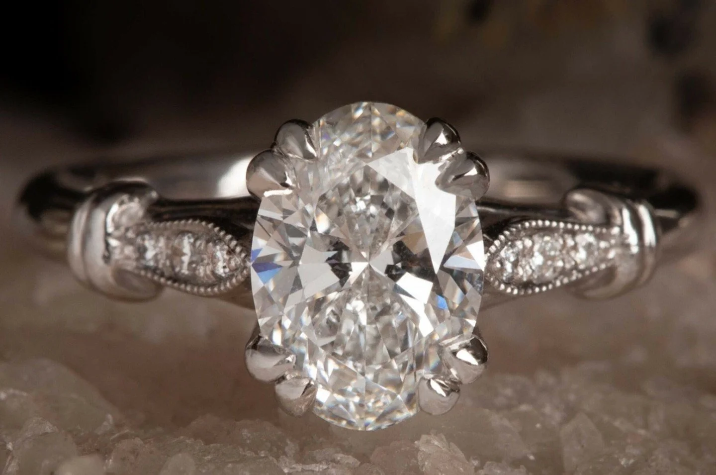 FLASH SALE 🤩 
This lovely oval engagement ring has done nothing wrong but my accountant says it has to go , and go fast it will . Super discount from $8800 to $3800 . 
Share with any soon to be engaged friends - it won’t last long ! 
Call 02