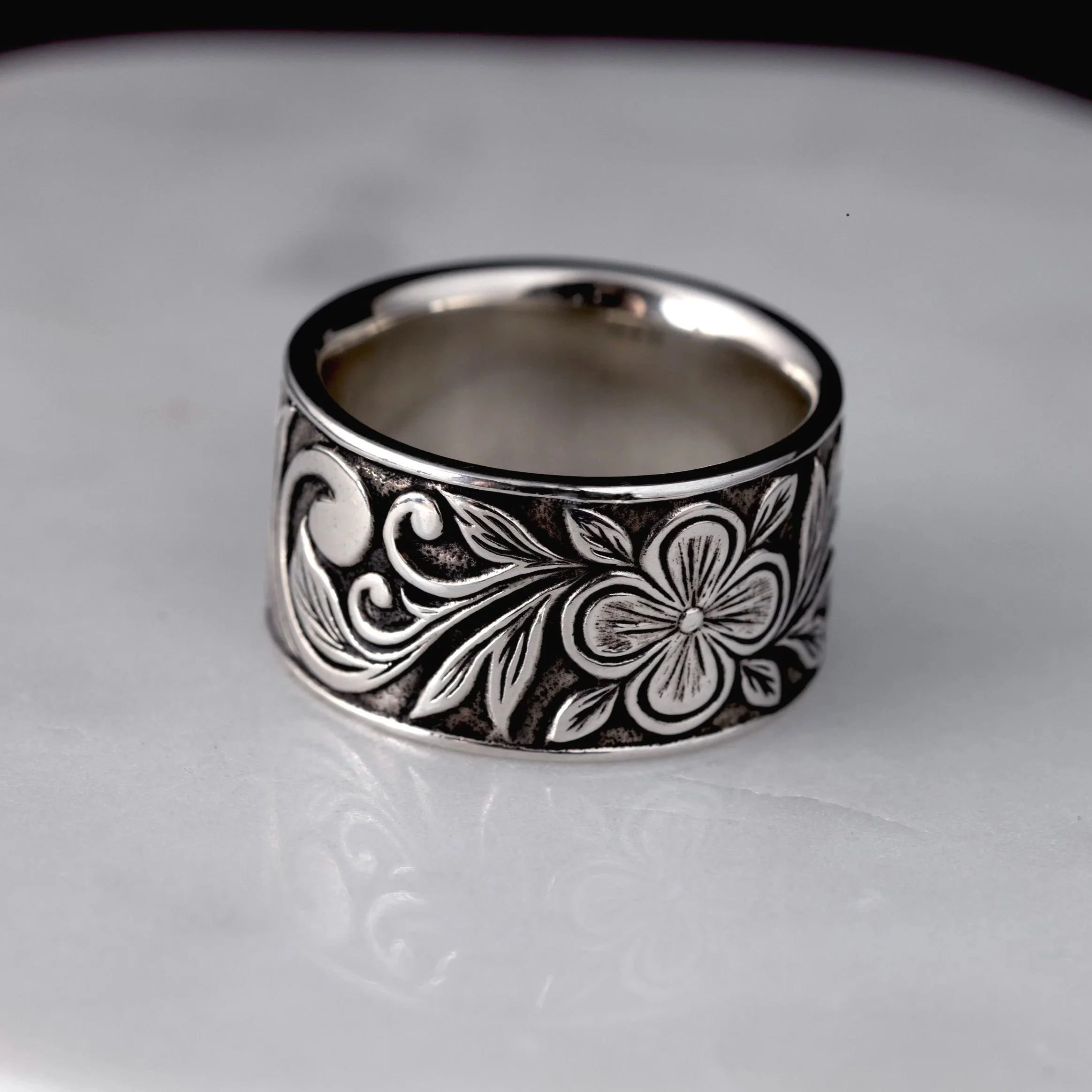hand engraved silver ring, deep carved sterling