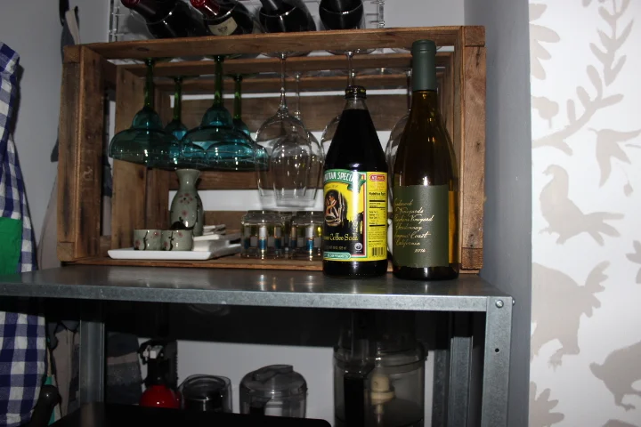 wine bar from old crate