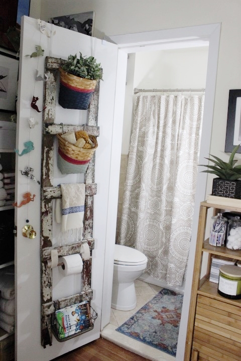 Where to Put a Toilet Paper Holder in a Small Bathroom