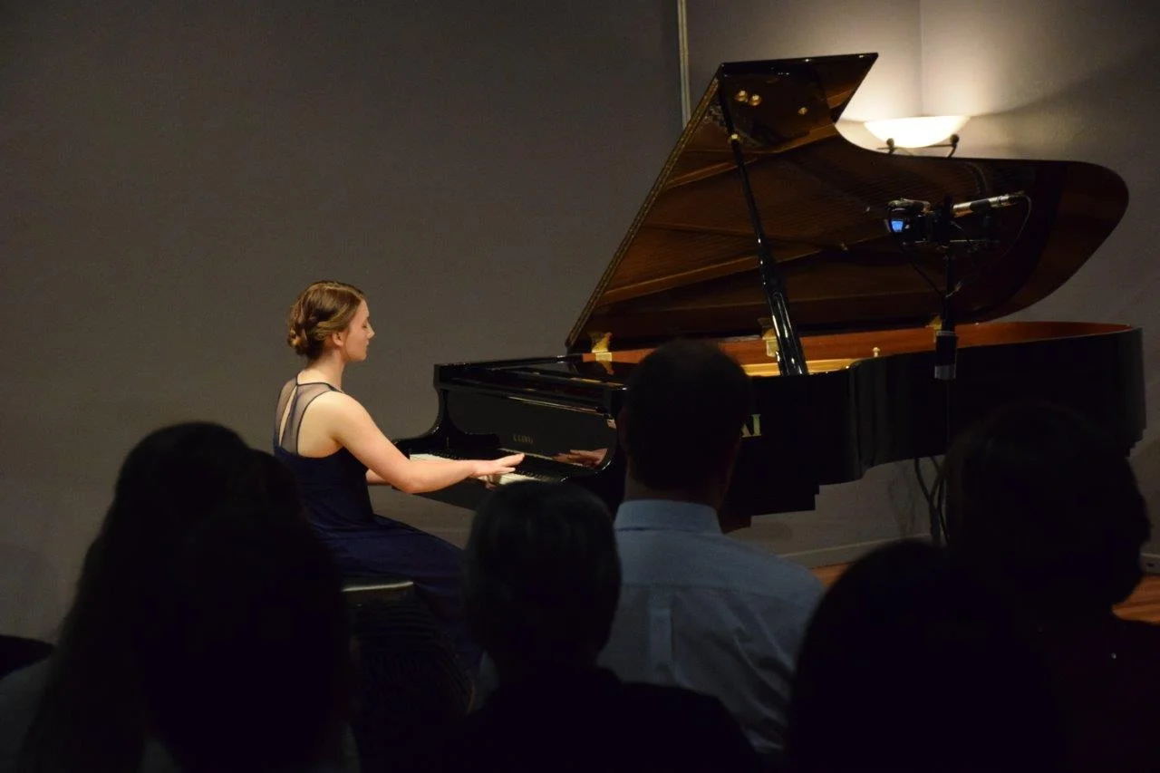 Lunch Hour Concert No.#7 : 2015 RCM Scholars in Recital