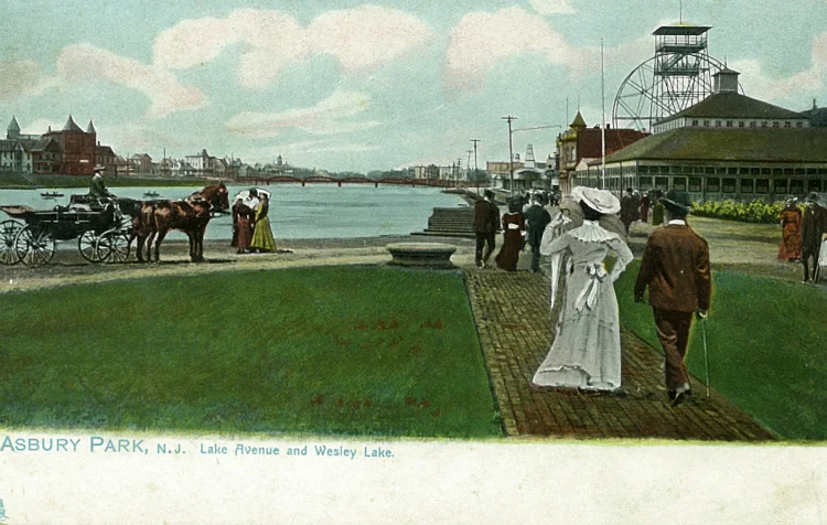 Palace Amusements Lake Avenue.jpg