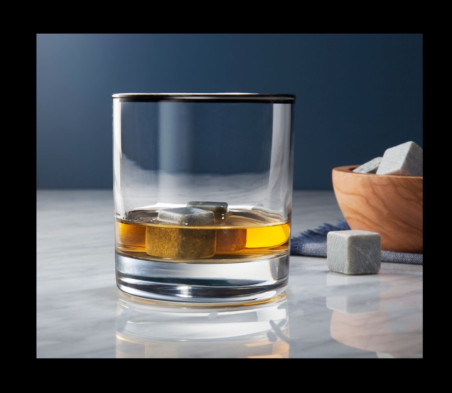 C-00835-01-010_HPBG_Whiskey_MarWk1_2Pack_Whiskey+Stones copy_preview.jpeg