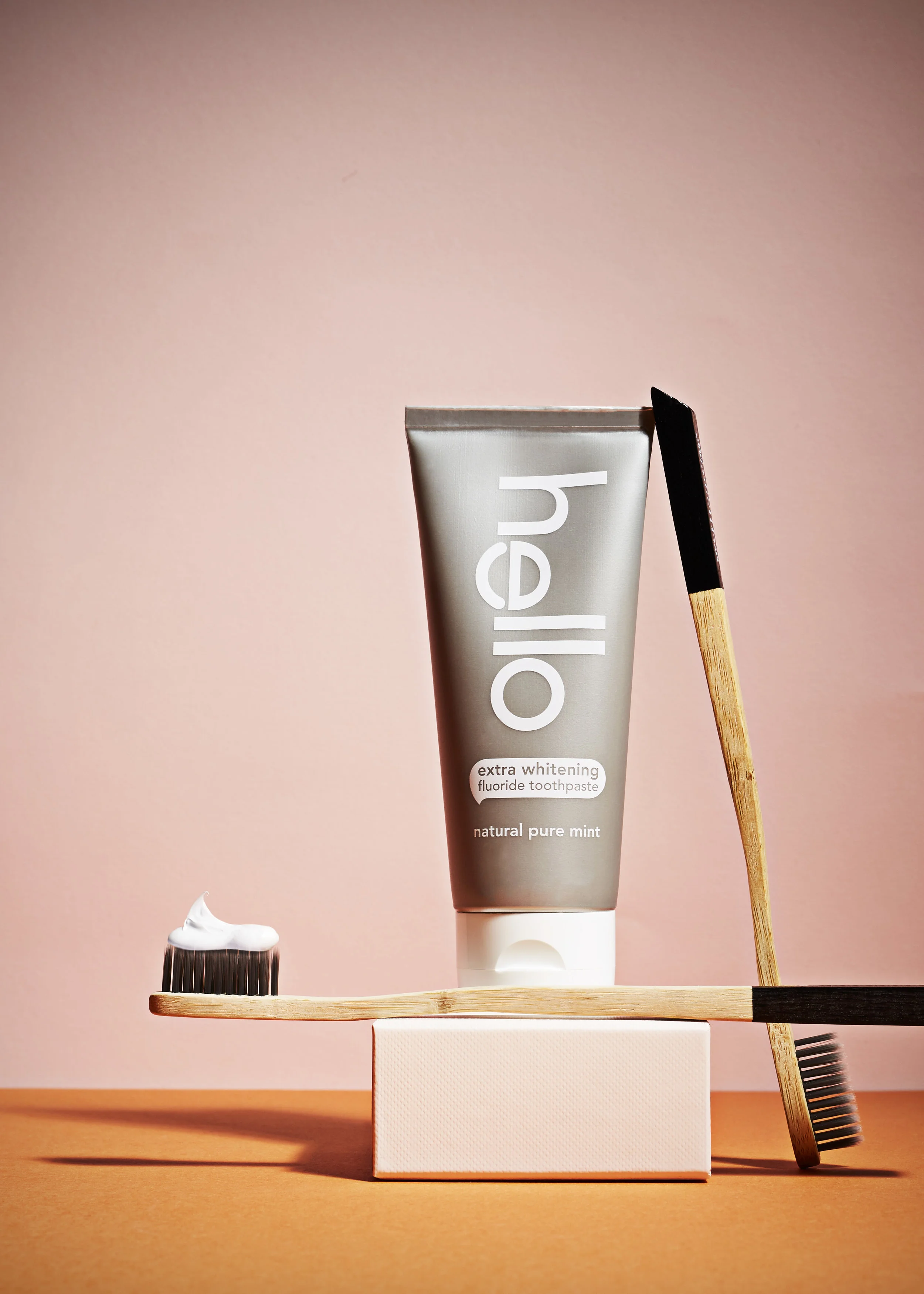 toothpaste_Mickie_Clark-sethiversonphoto_2_5849 1.jpg