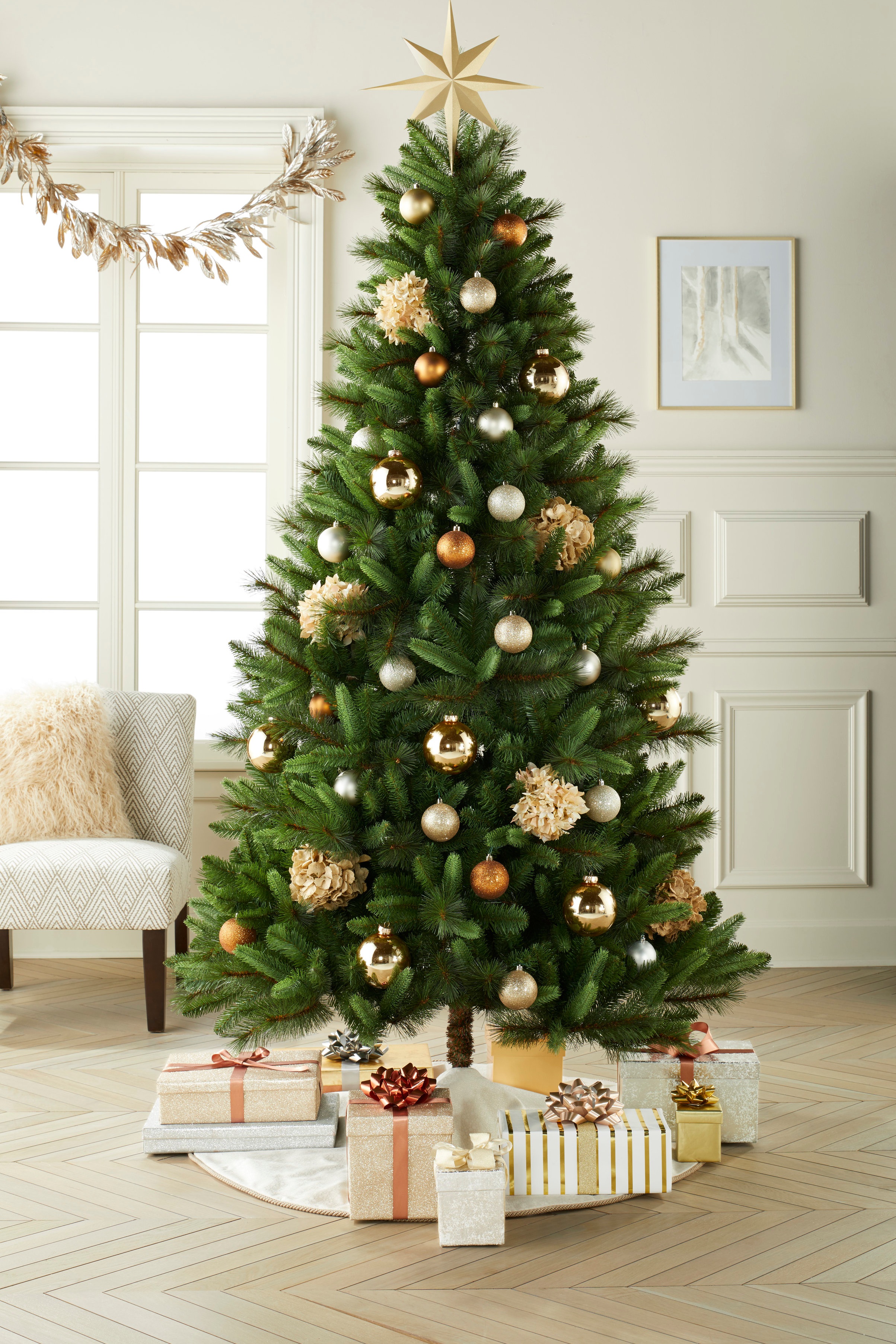 C-000696-01-043_051-01-2782_7' UNLIT Artificial Christmas Tree Balsam Fir - Wondershop.jpg