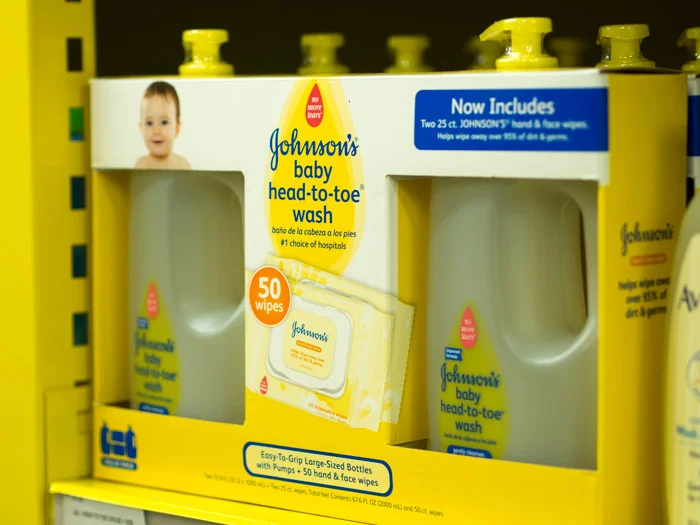 johnson and johnson head to toe wipes