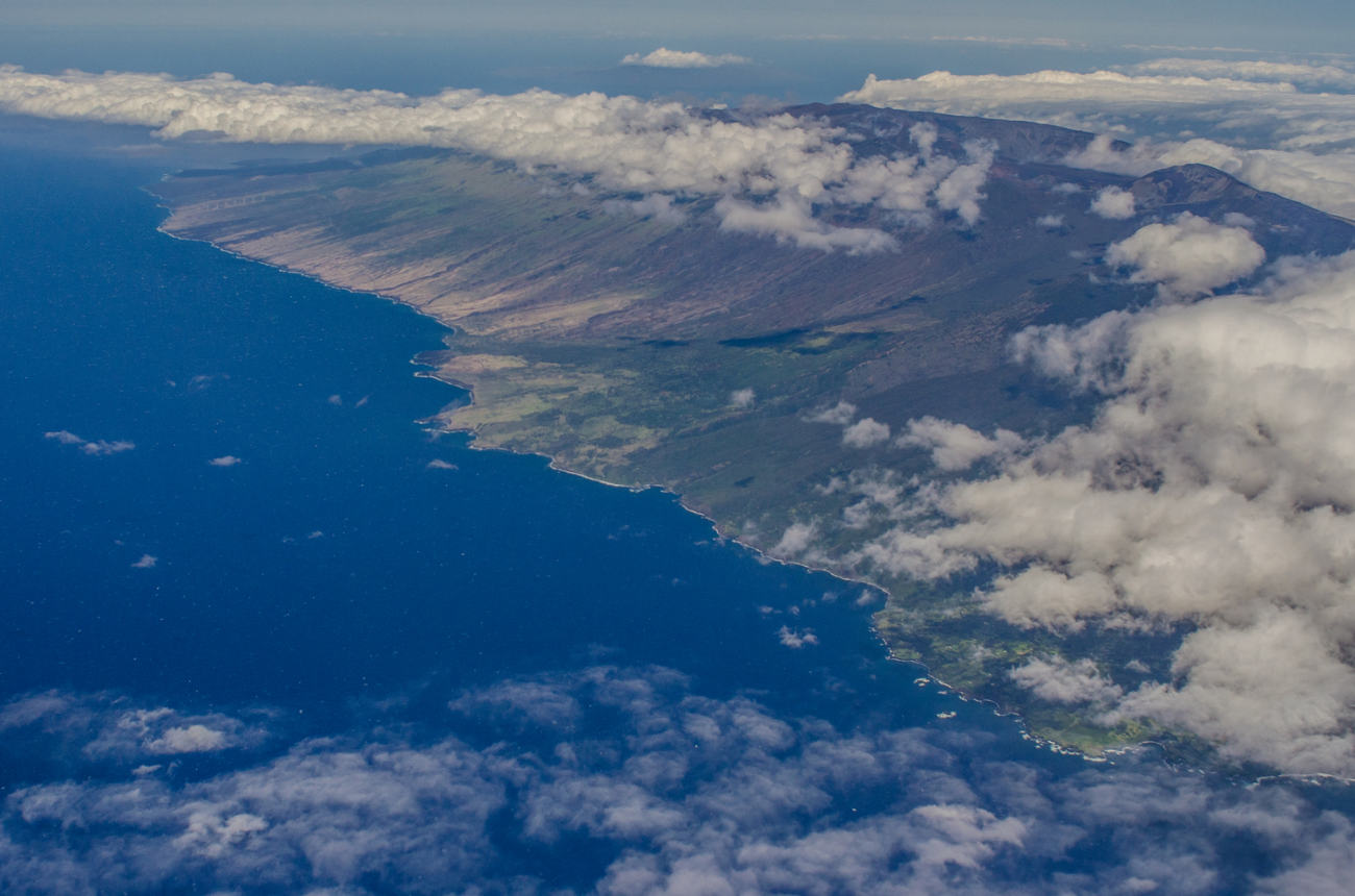 Views from a 747 aren't so bad.