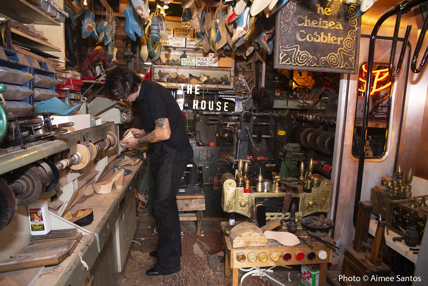 Chris_Francis_Shoe_Cobbler_Los_Angeles_Artist_Craft_24.jpg
