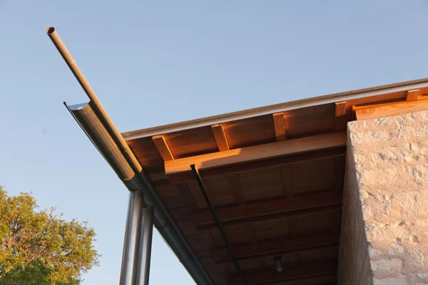 RH_corner_roofdetail.jpg